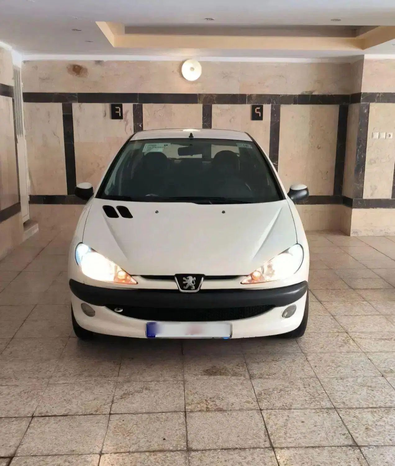 پژو ۲۰۶ صندوق دار v8 - 1395