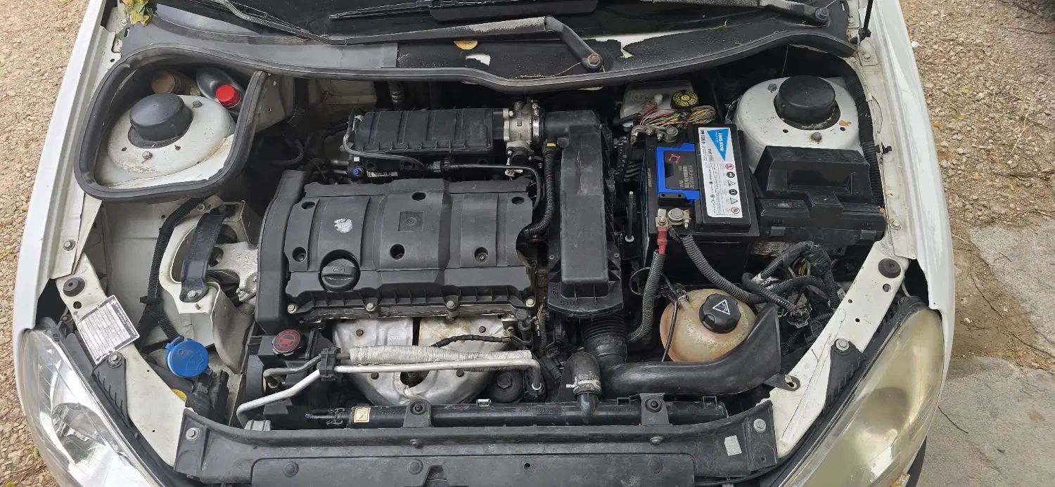 پژو ۲۰۶ صندوق دار v8 - 1394