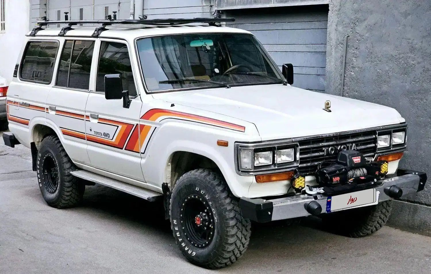 تویوتا لندکروز VXR نسل ۵ - 1987