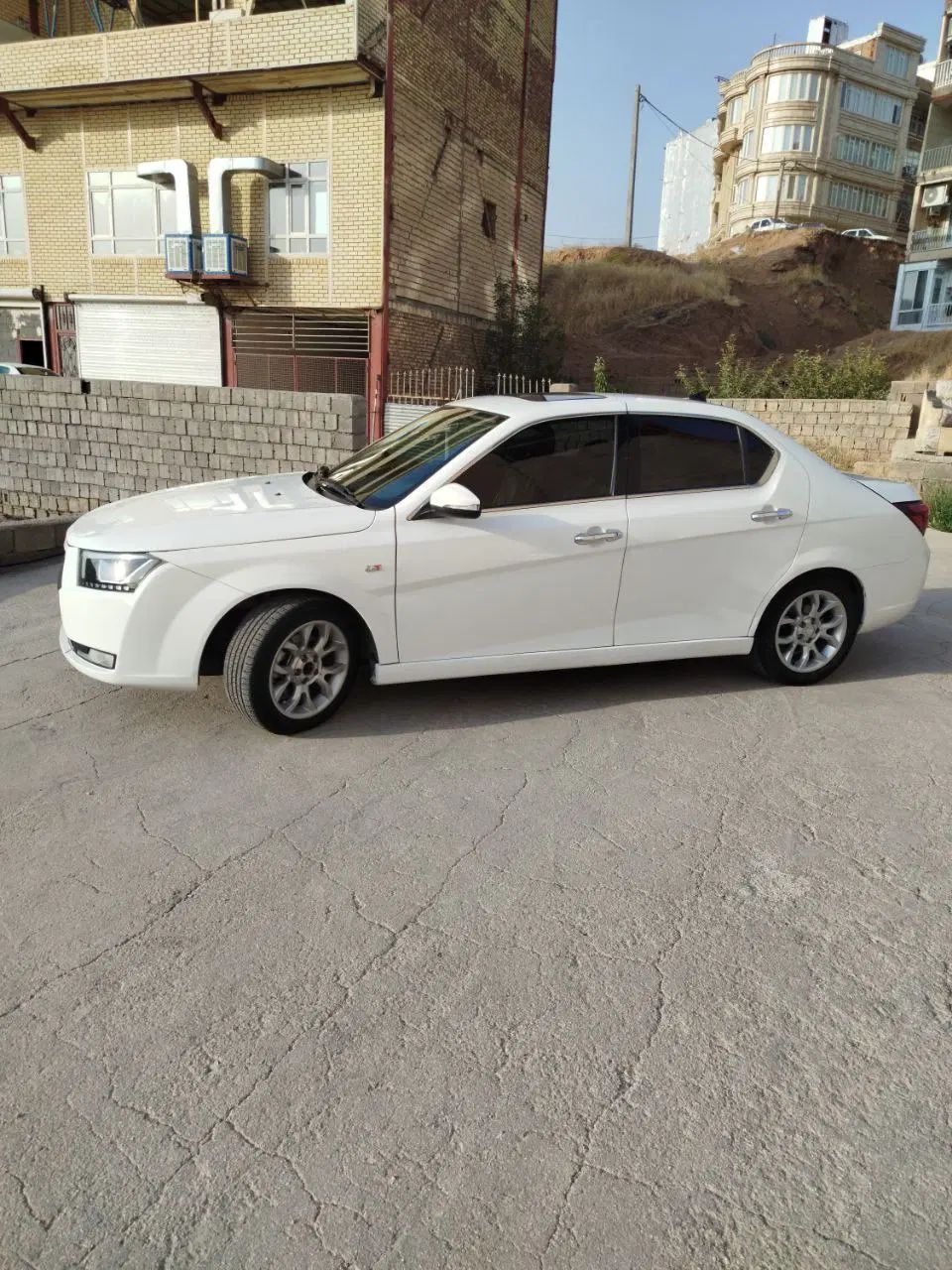 دنا پلاس توربو اتوماتیک - 1401