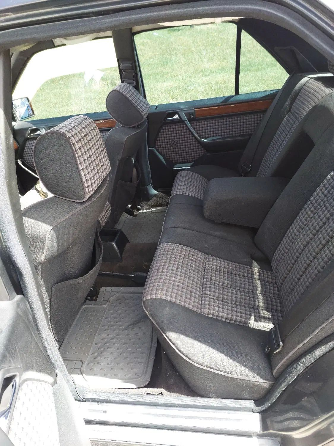 بنز E 230 - 1991
