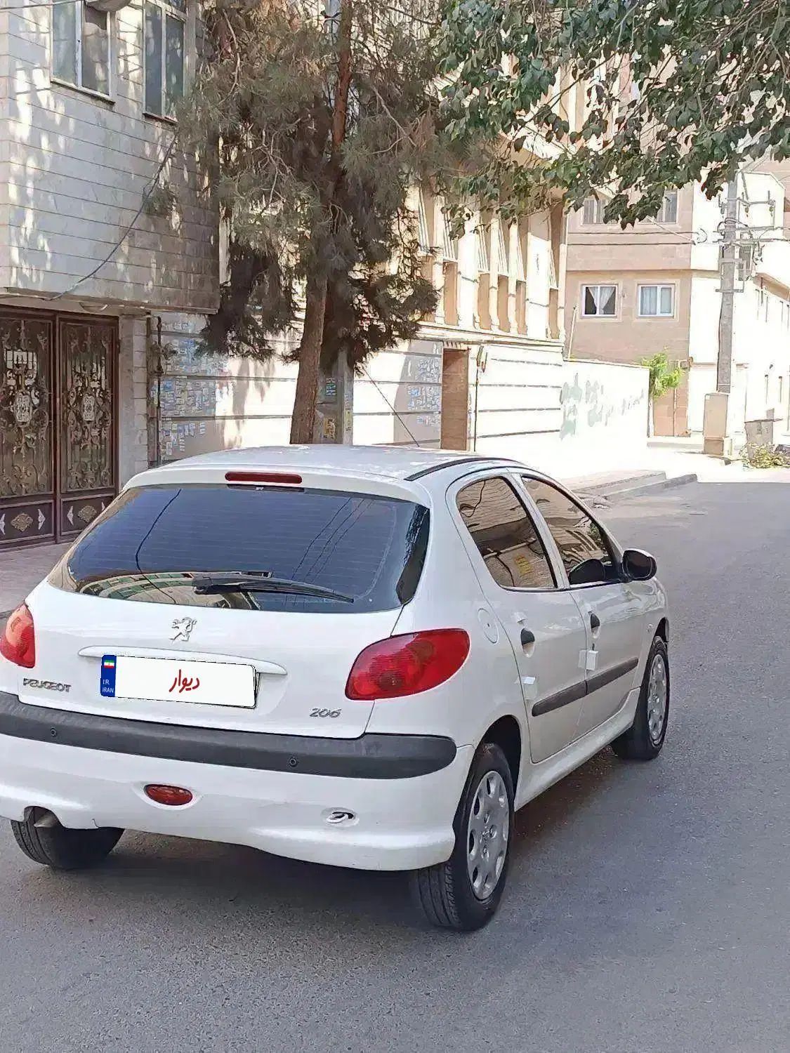پژو 206 تیپ 2 - 1396