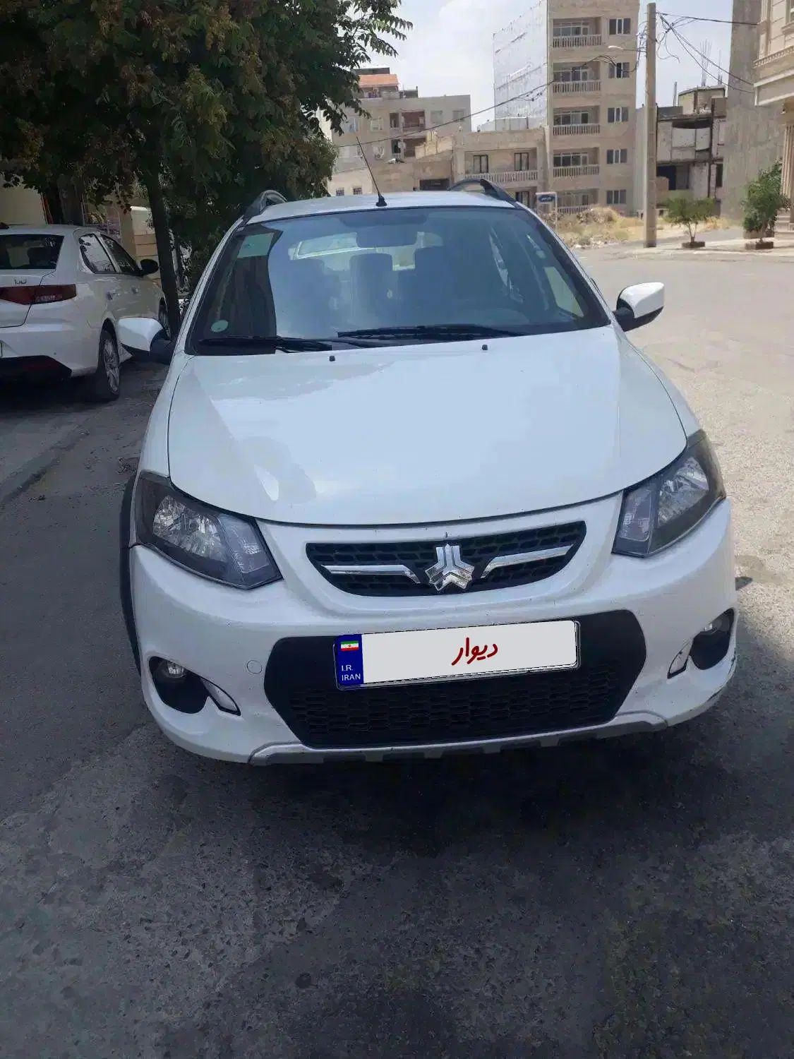 خودرو کوییک، R آگهی ann_19935688