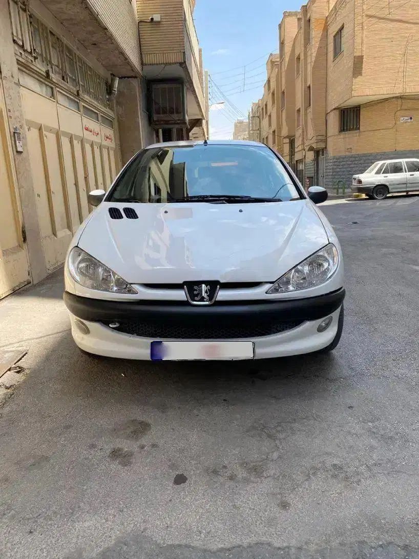 پژو ۲۰۶ صندوق دار v8 - 1396