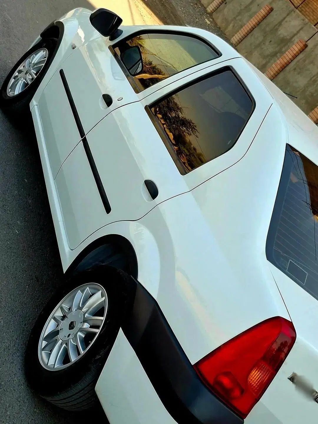 خودرو رنو، تندر 90 آگهی ann_19935992