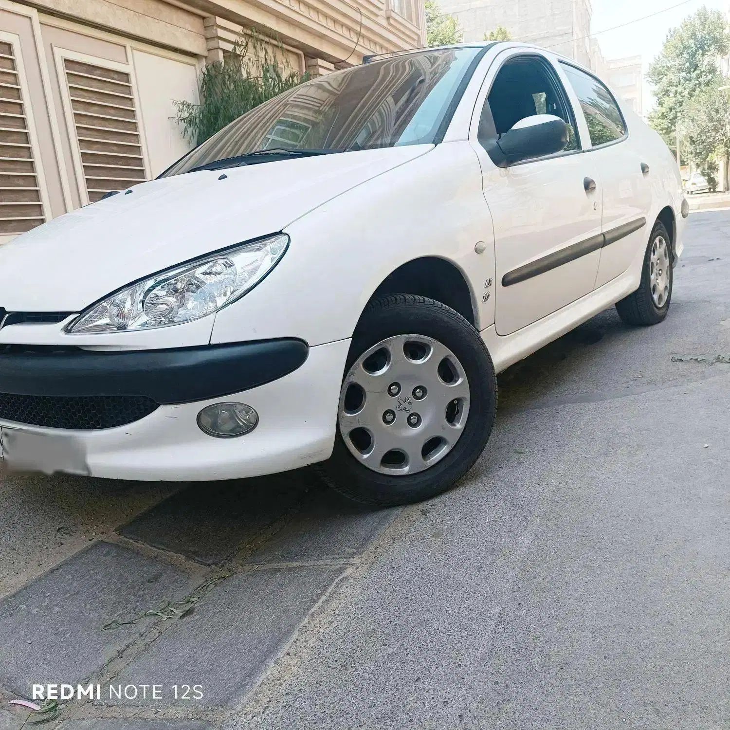 پژو ۲۰۶ صندوق دار v8 - 1396