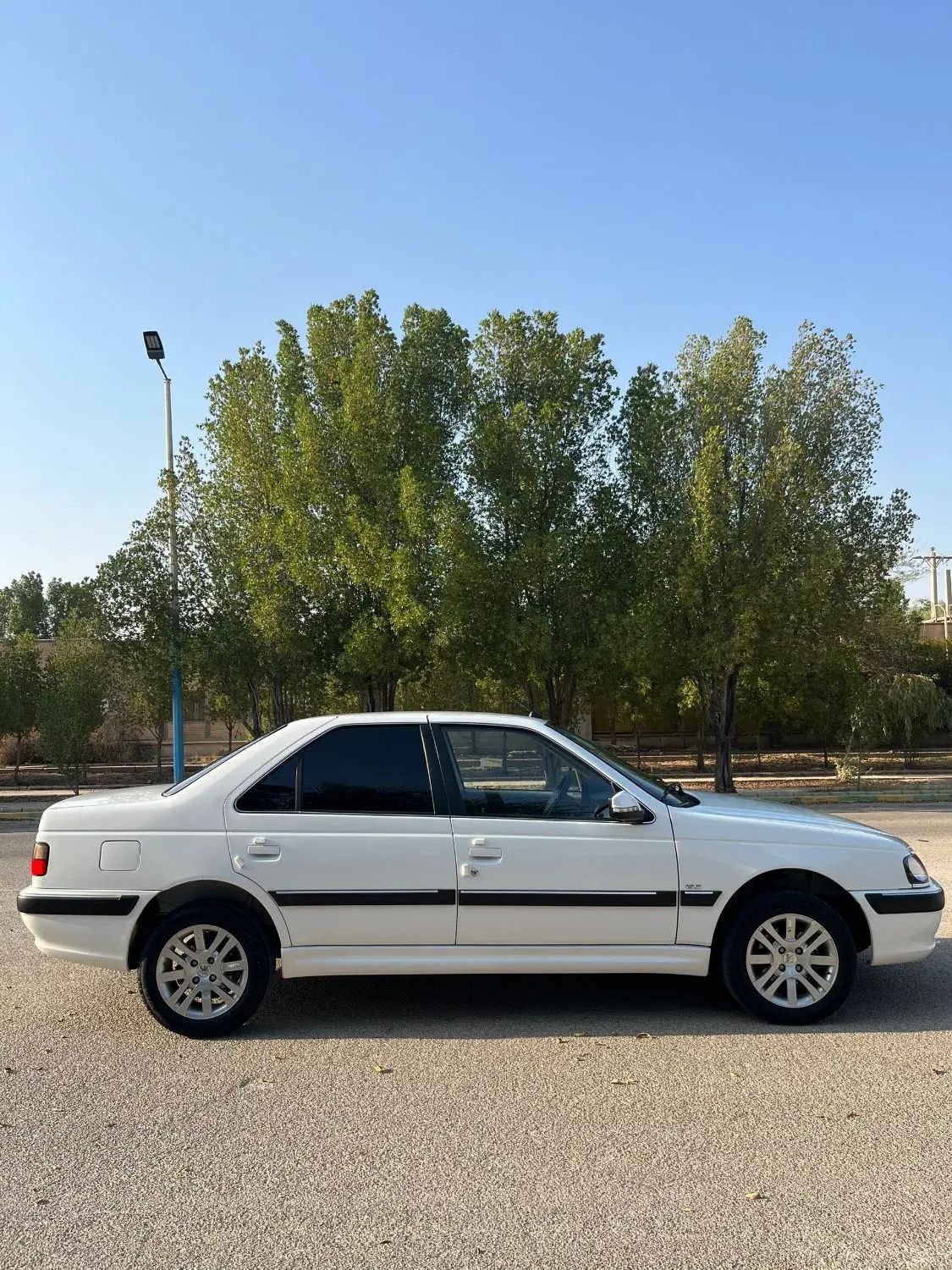 پژو پارس ELX-XU7P سفارشی - 1402