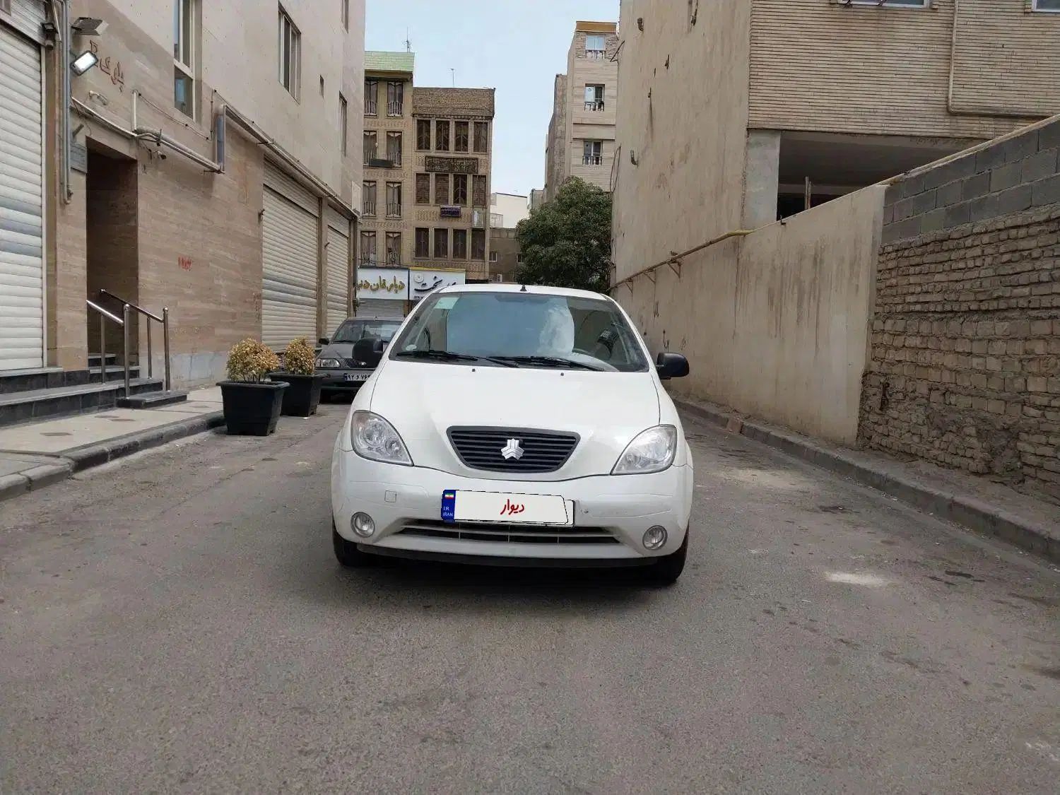 تیبا صندوق دار SX - 1400