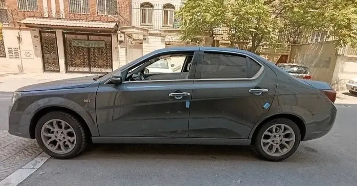 دنا پلاس توربو اتوماتیک - 1403