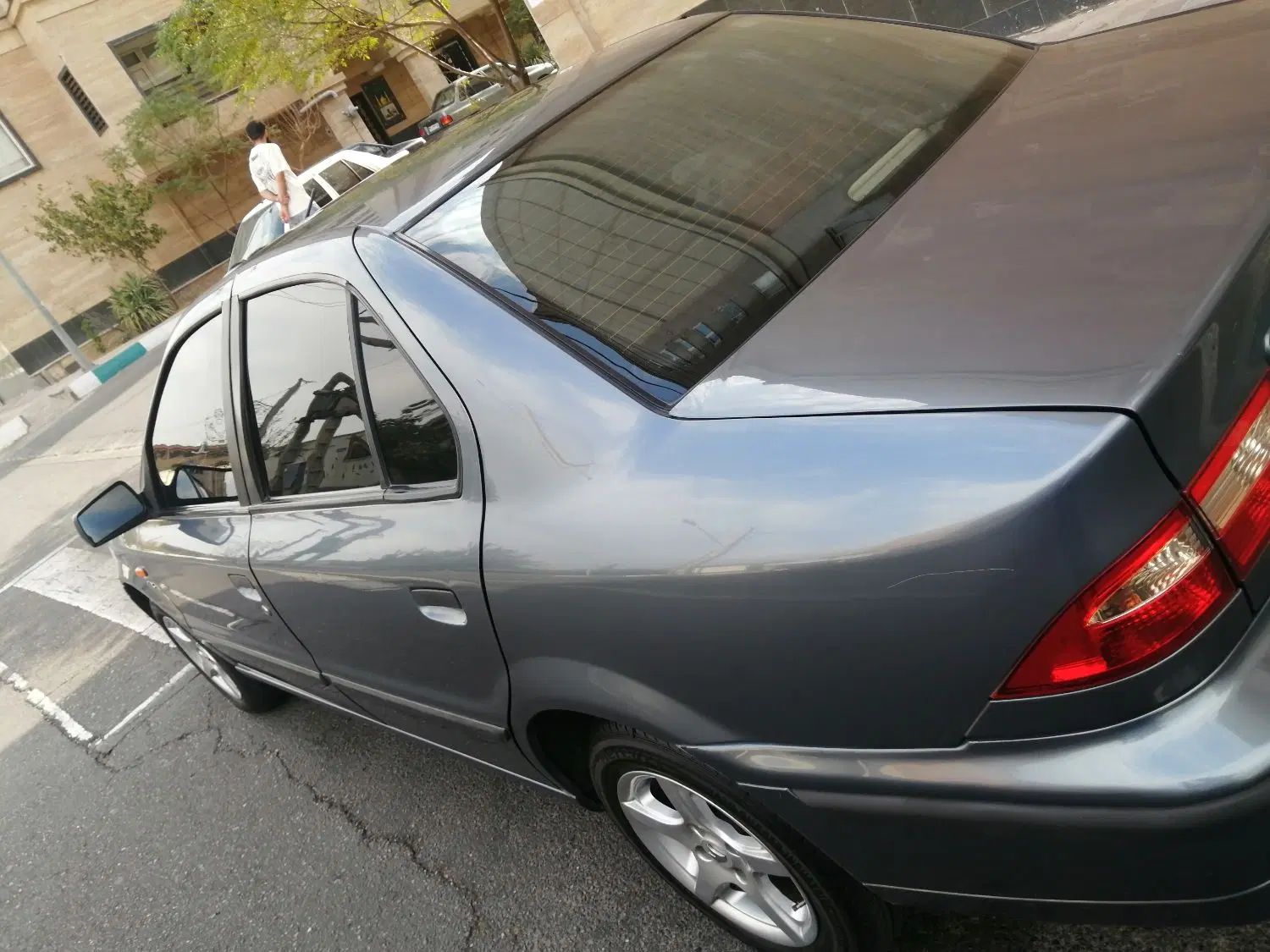سمند LX XU7 - 1396