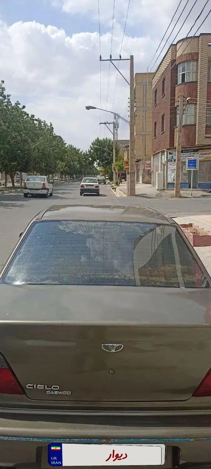 دوو سیلو سدان - 1381