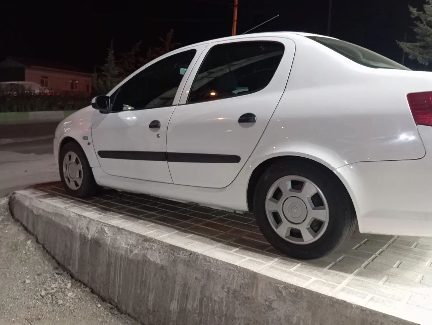 خودرو رانا، LX آگهی ann_19936708