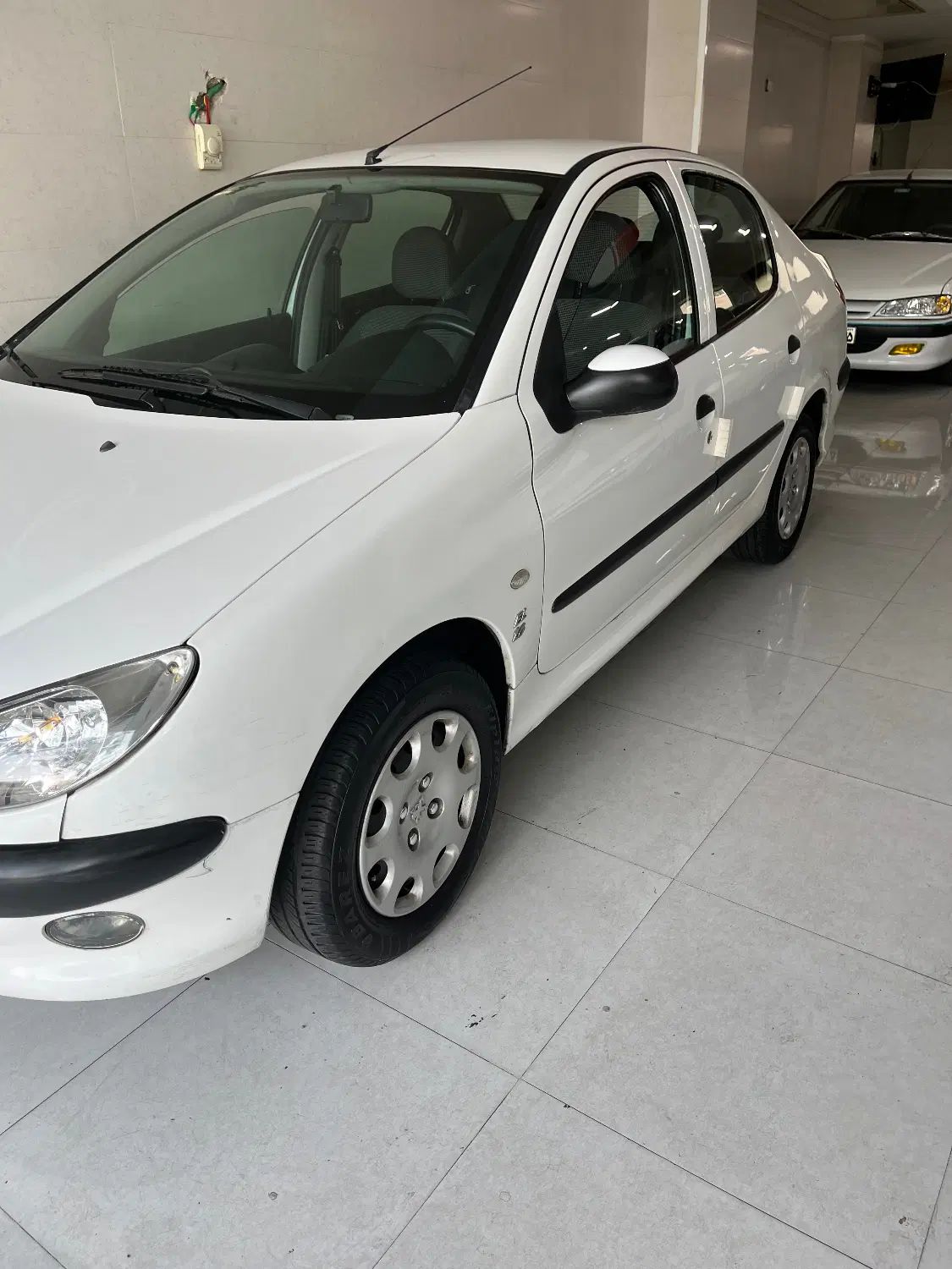 پژو ۲۰۶ صندوق دار v8 - 1395