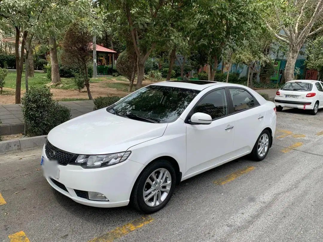 کیا سراتو 2.0 لیتر اتوماتیک GT لاین - 2017