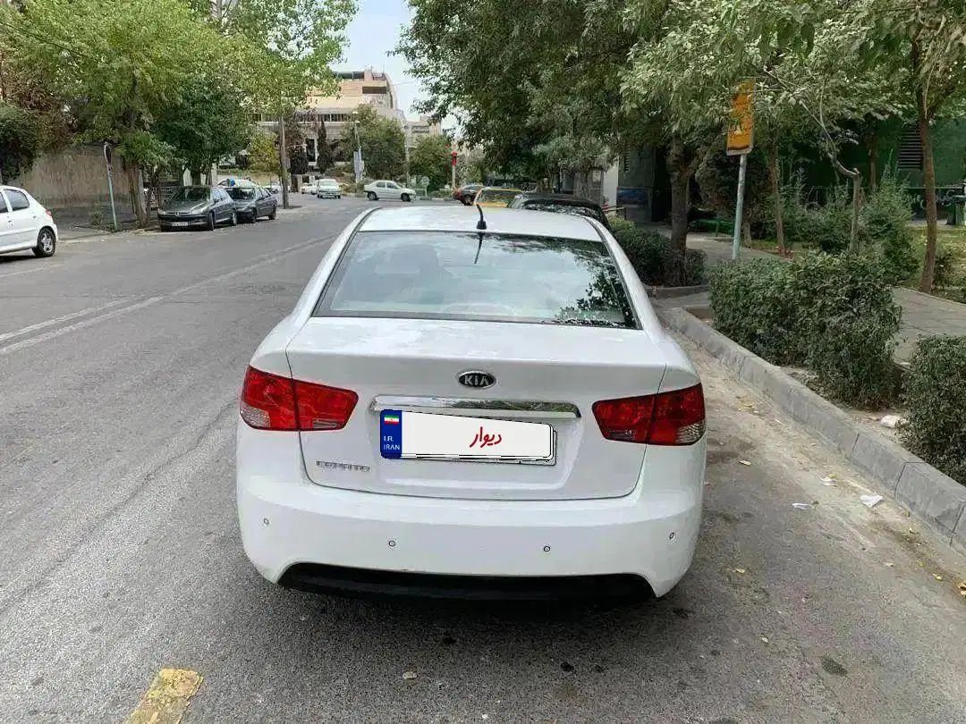 کیا سراتو 2.0 لیتر اتوماتیک GT لاین - 2017