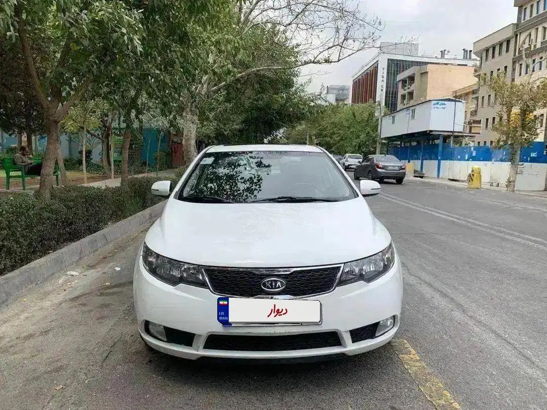 کیا سراتو 2.0 لیتر اتوماتیک GT لاین - 2017
