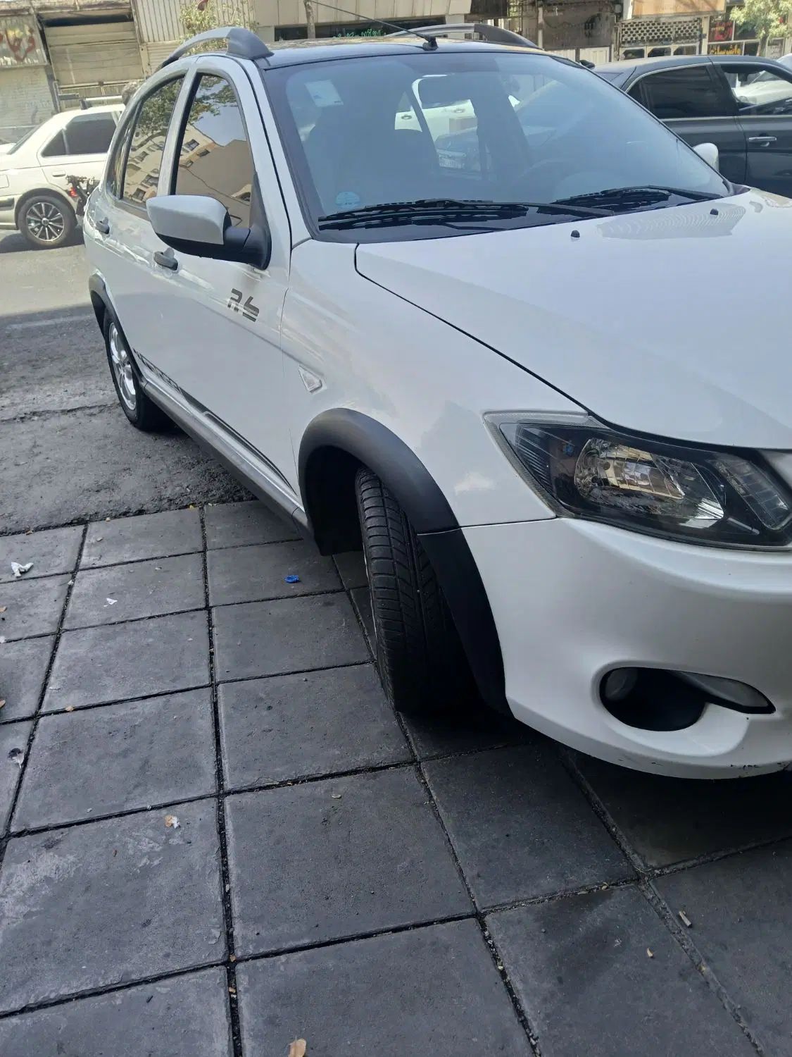 خودرو کوییک، R آگهی ann_19937068