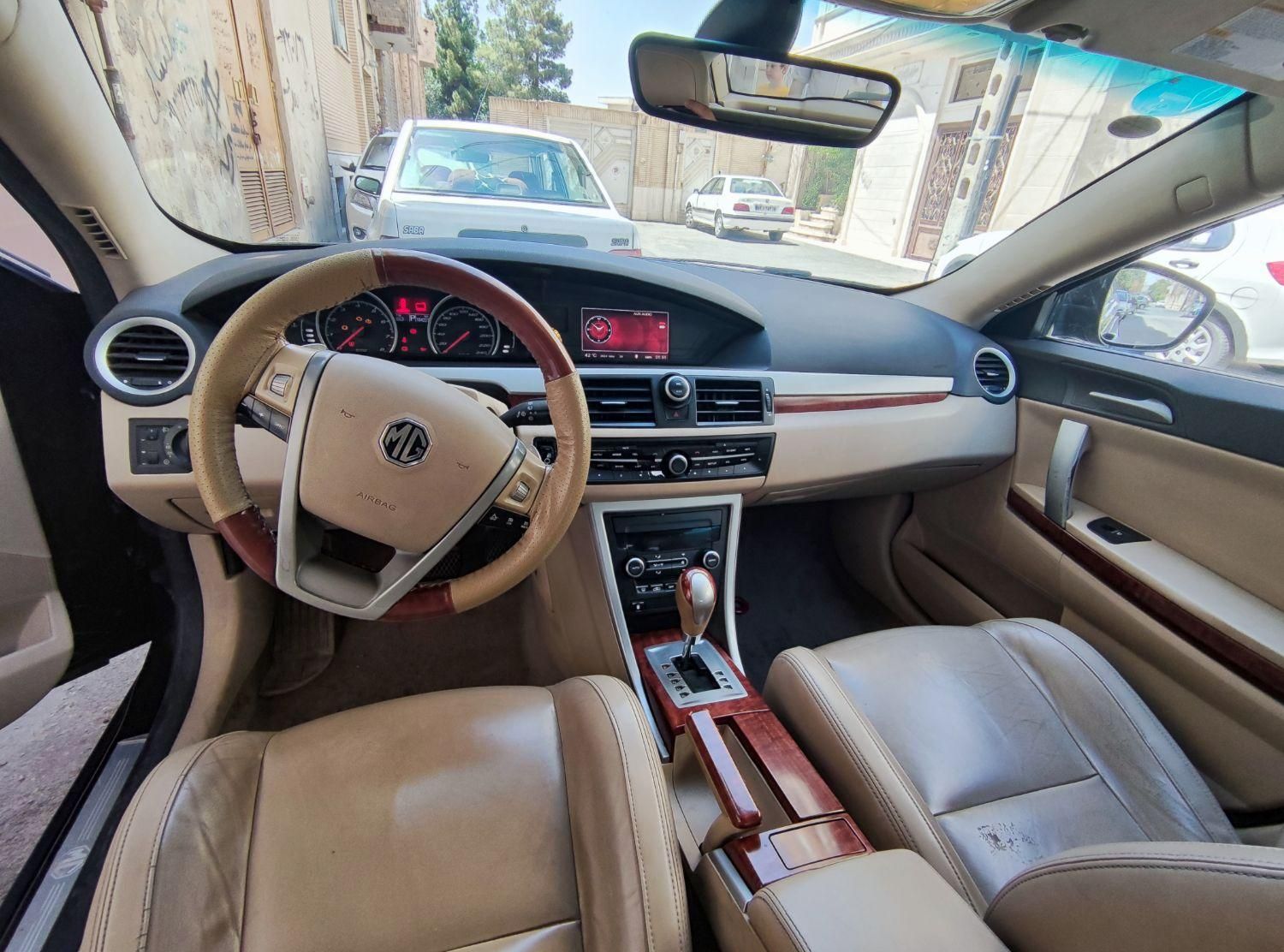 ام جی 6 لیفت بک GT فیس قدیم - 2012