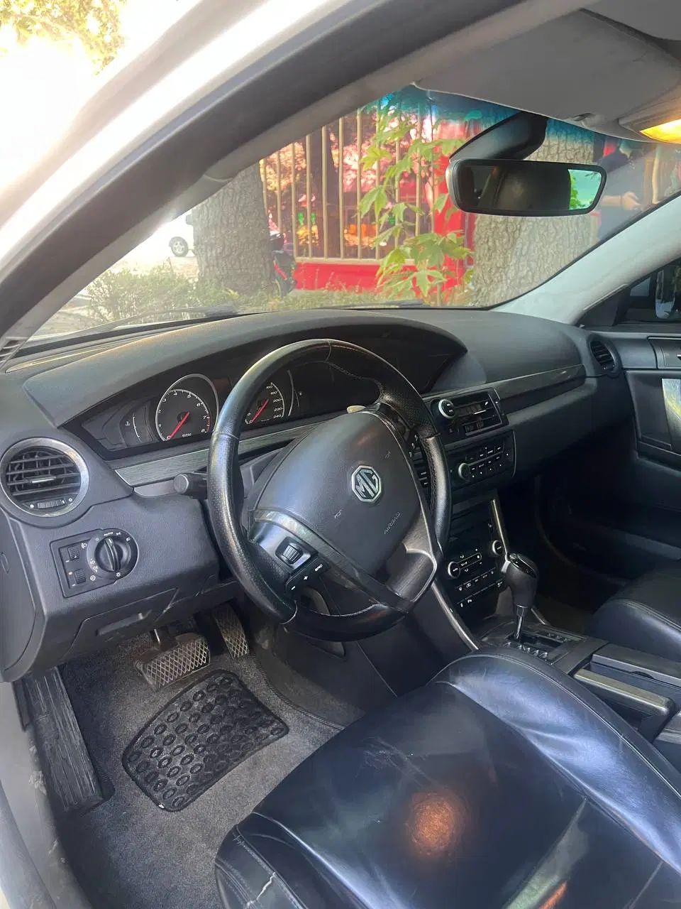ام جی 6 لیفت بک GT فیس قدیم - 2013