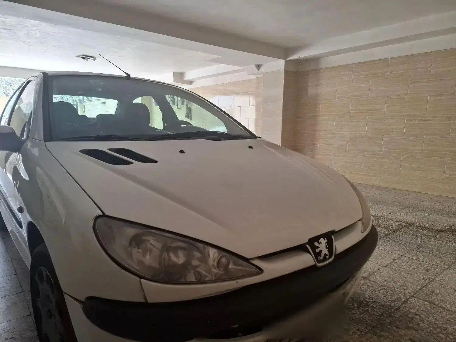 پژو ۲۰۶ صندوق دار v8 - 1393