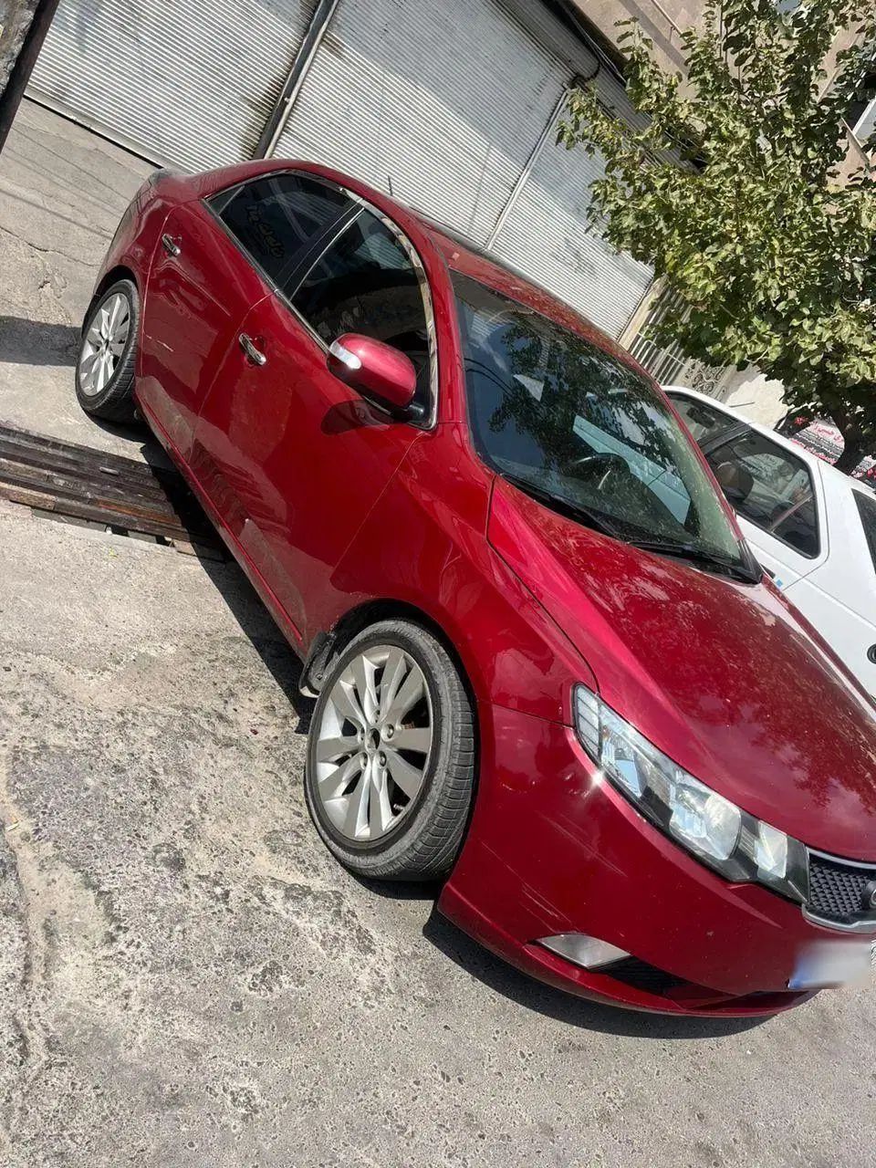 کیا سراتو 2.0 لیتر اتوماتیک GT لاین - 2011