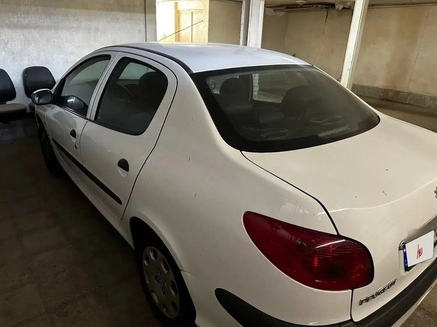 پژو ۲۰۶ صندوق دار v8 - 1397