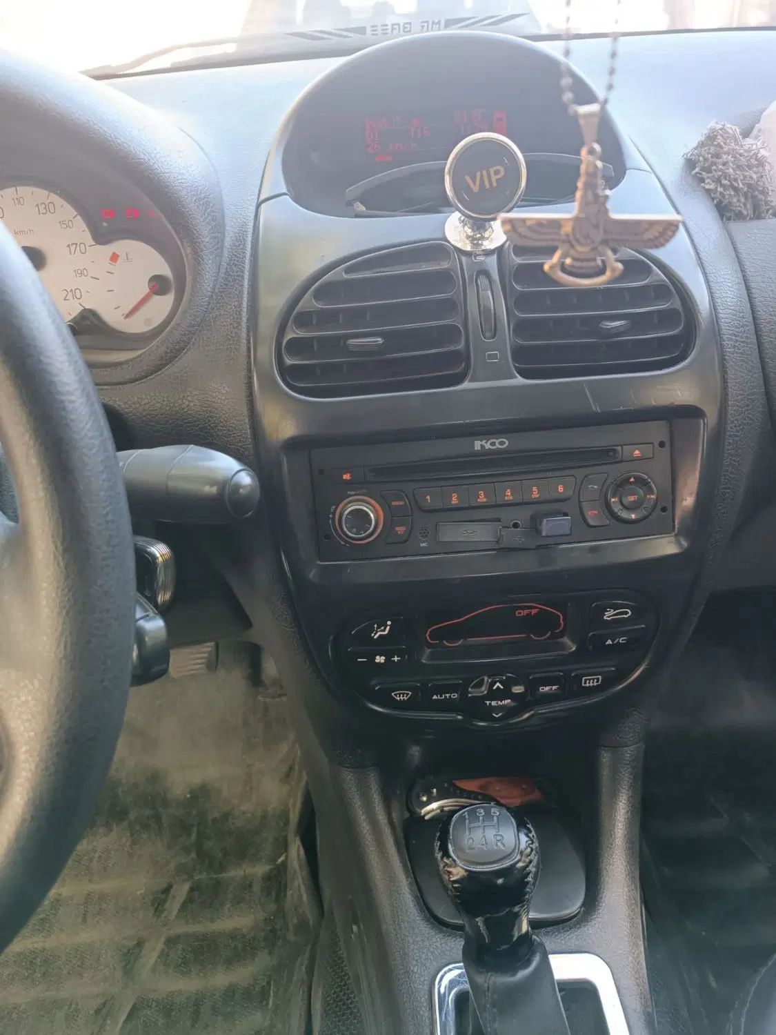 پژو ۲۰۶ صندوق دار v8 - 1395