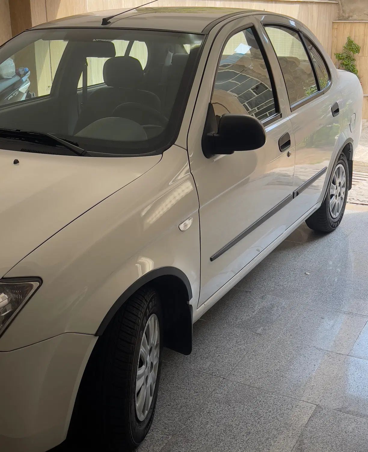 تیبا صندوق دار SX - 1400