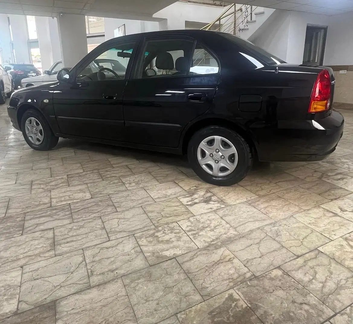 هیوندای ورنا اتوماتیک - 1386