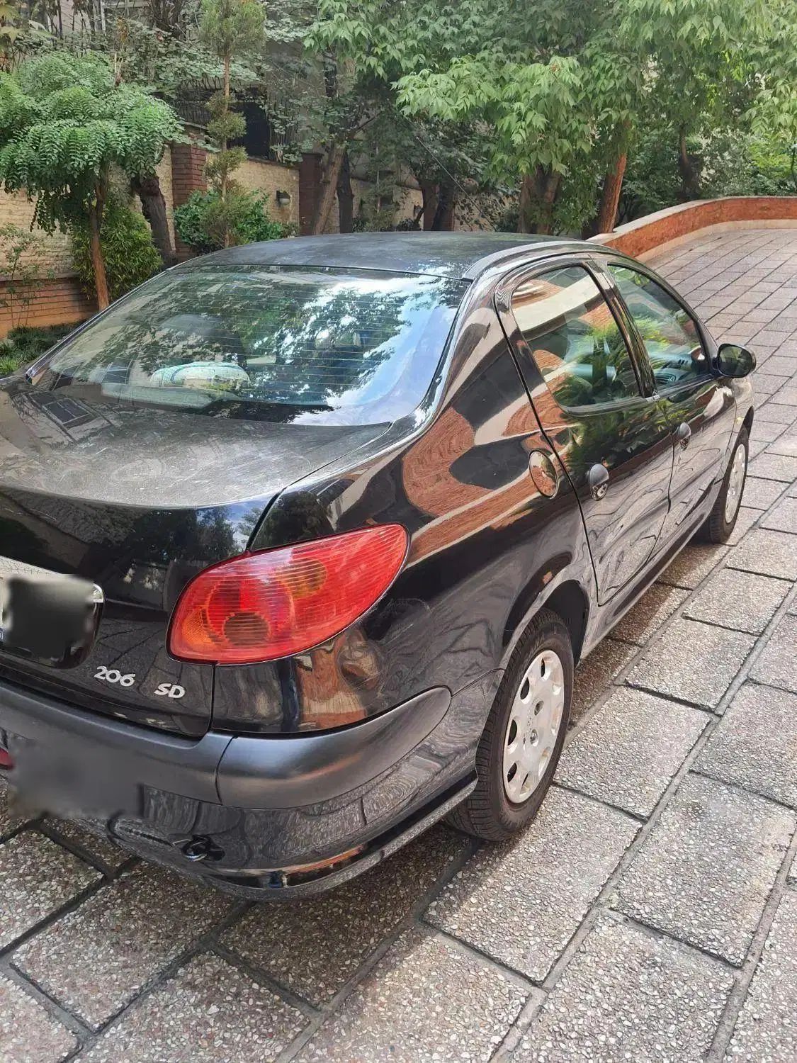 پژو ۲۰۶ صندوق دار v8 - 1394