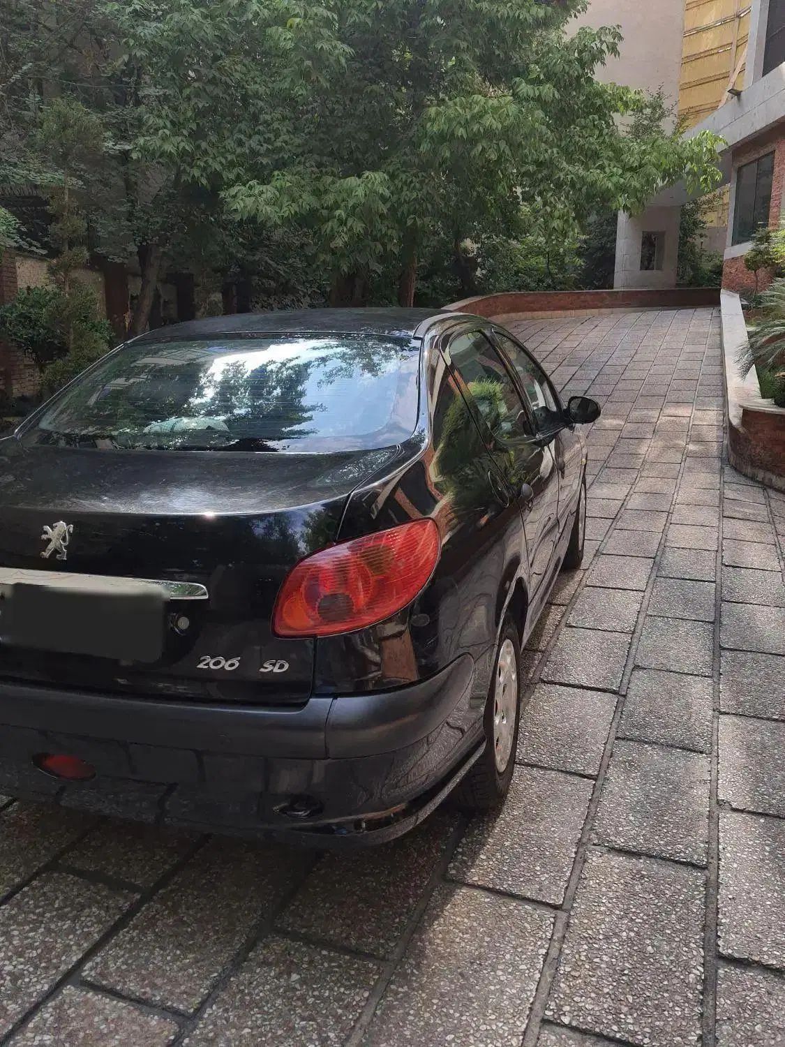 پژو ۲۰۶ صندوق دار v8 - 1394