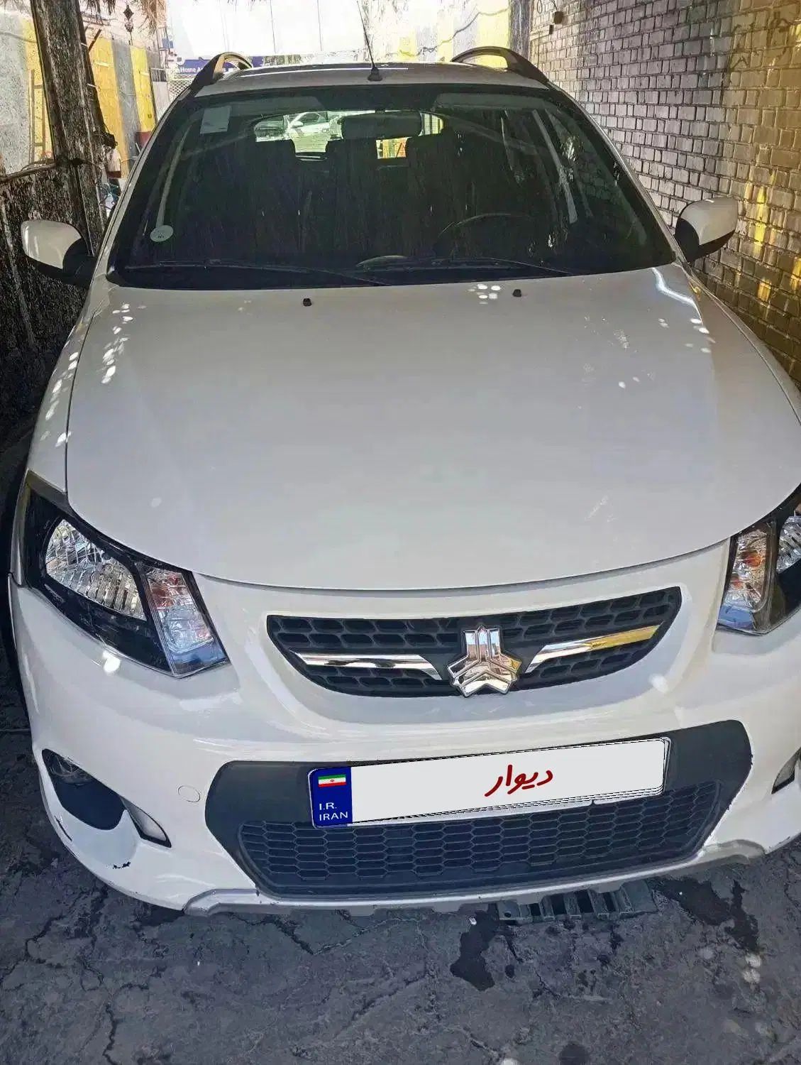 خودرو کوییک، معمولی آگهی ann_19938563
