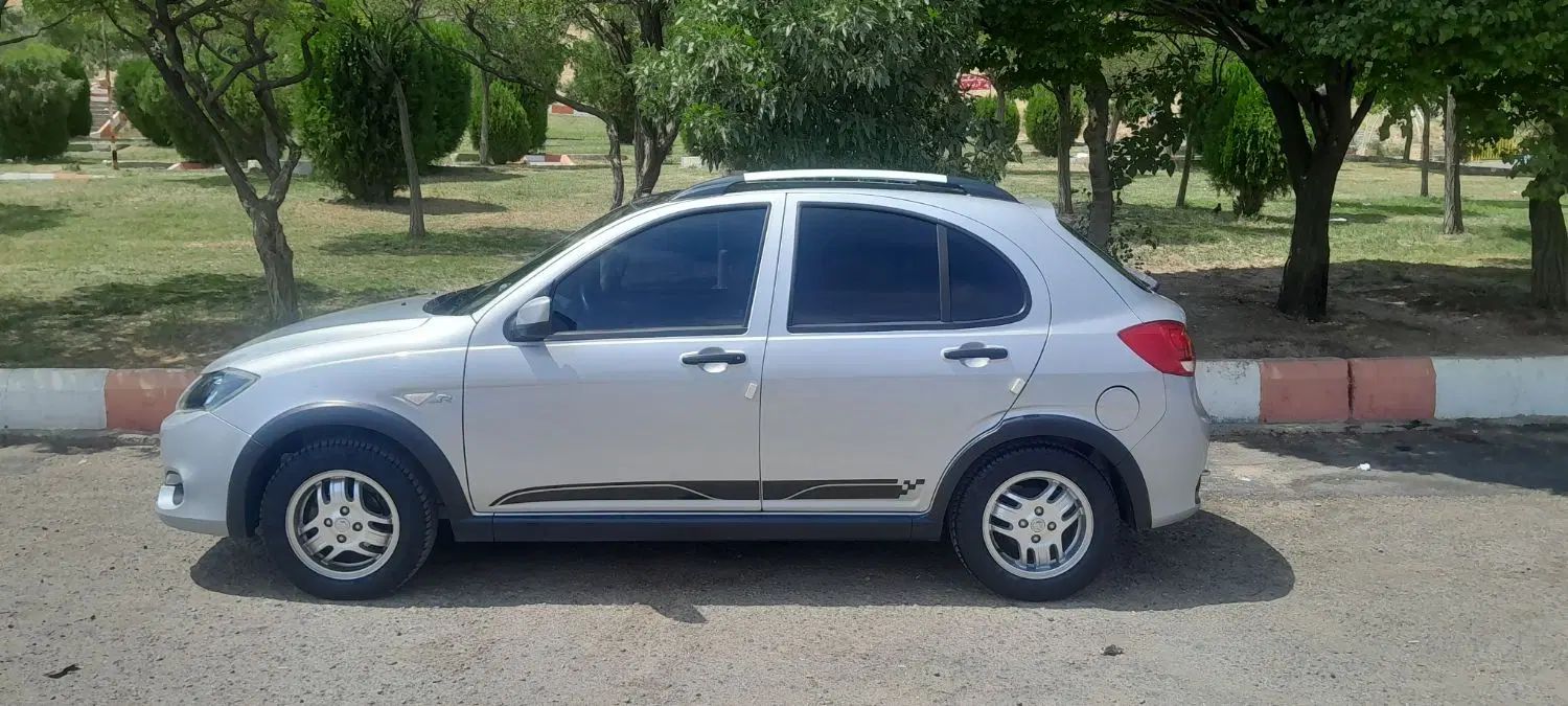 خودرو کوییک، R آگهی ann_19938691