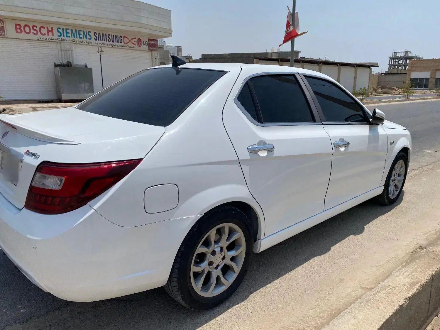 دنا پلاس توربو اتوماتیک - 1400