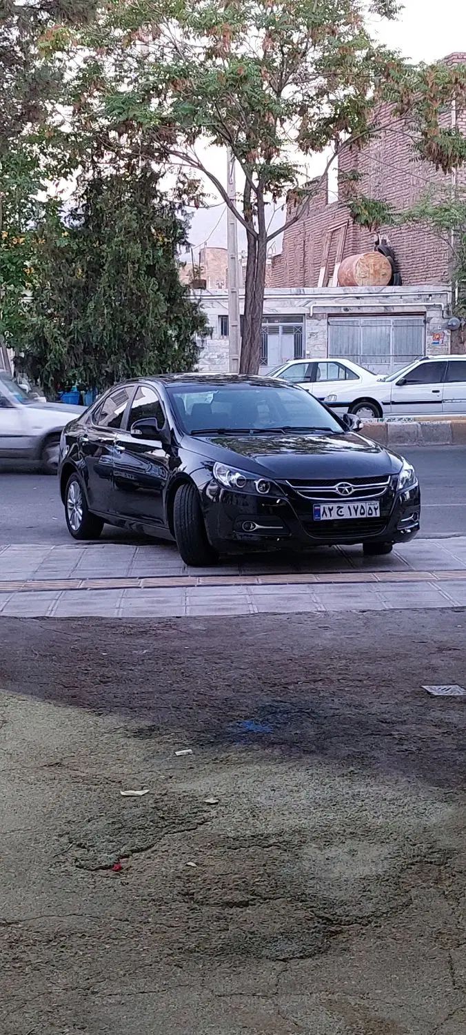 جک J5 اتوماتیک - 1394