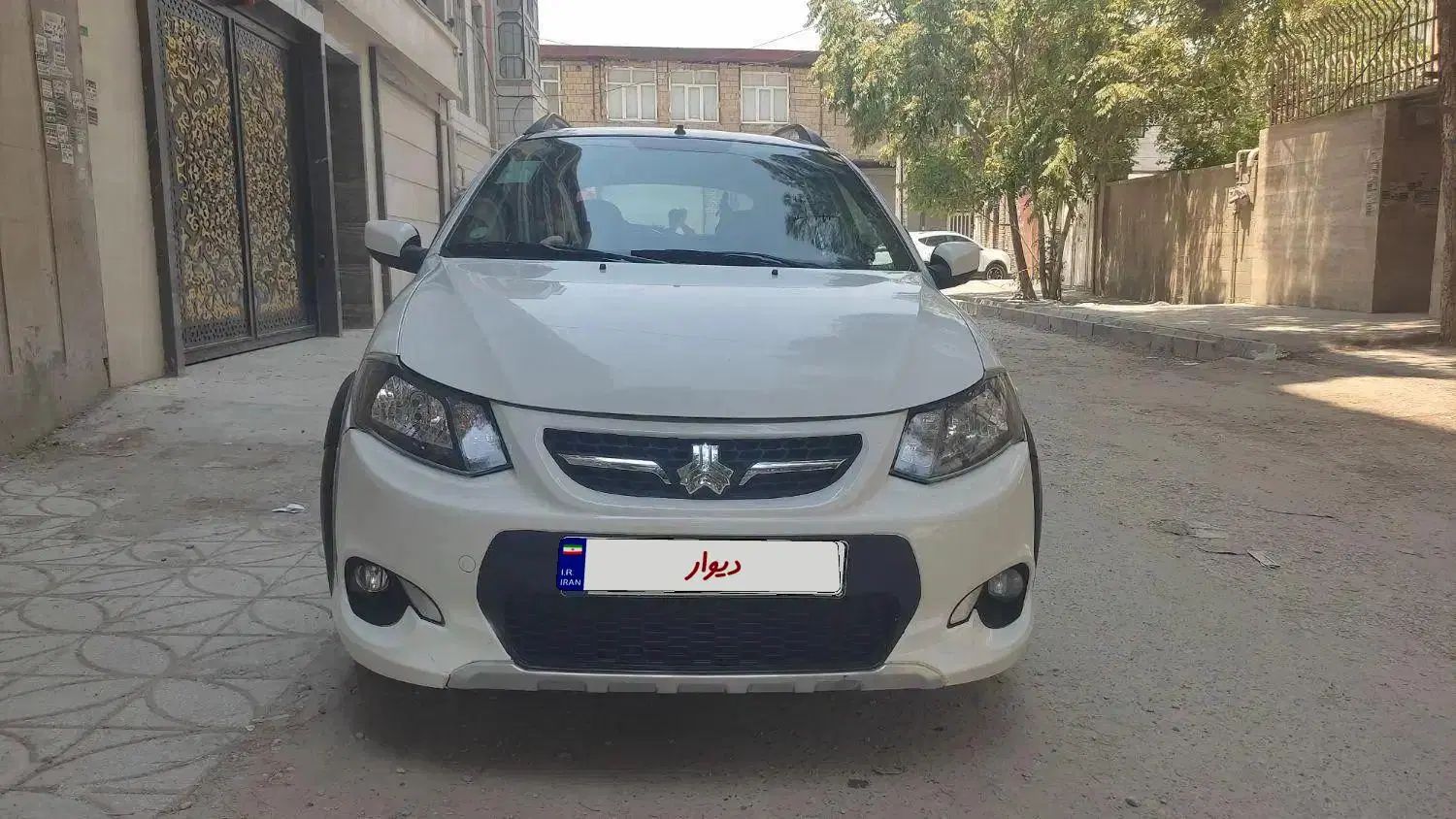 خودرو کوییک، معمولی آگهی ann_19939774