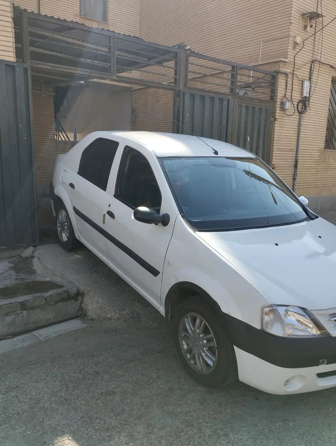 رنو تندر 90 E2 - 1396