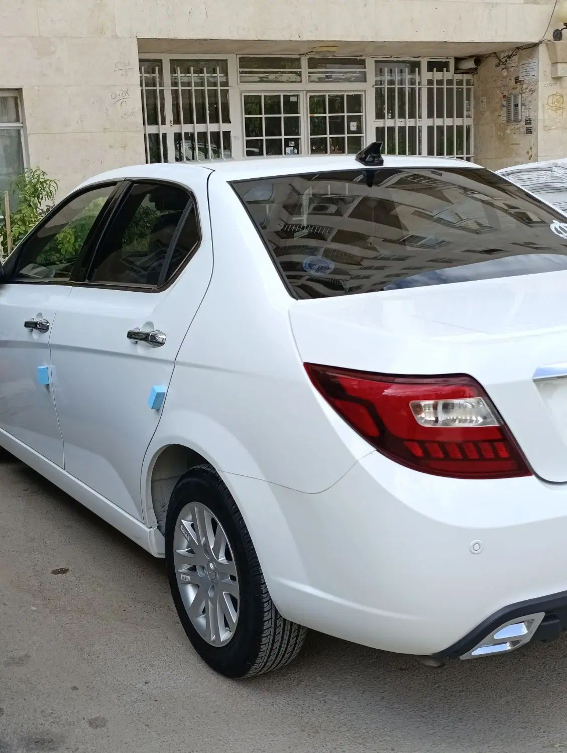 دنا پلاس توربو 6 دنده - 1403