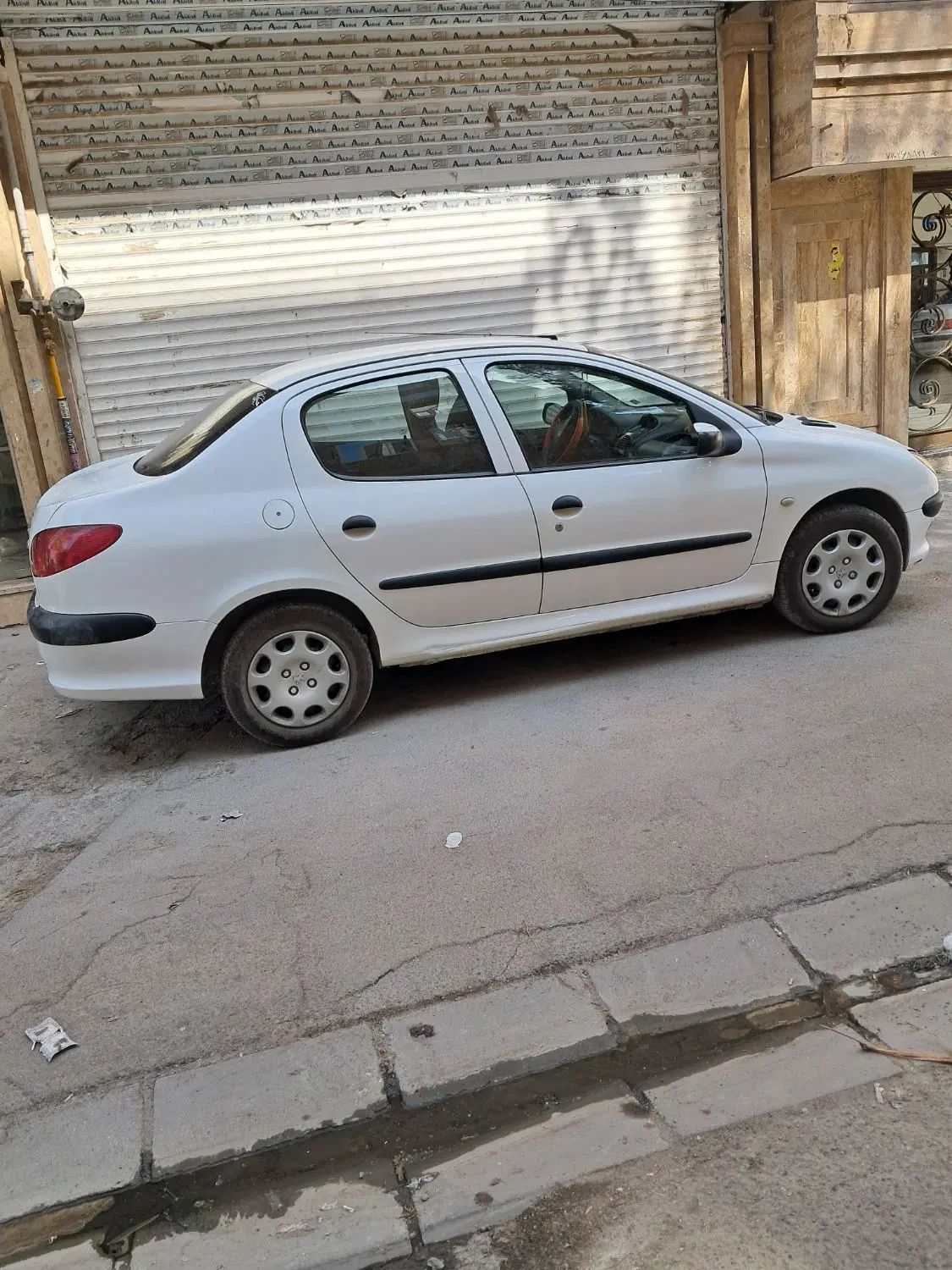 پژو ۲۰۶ صندوق دار v8 - 1394