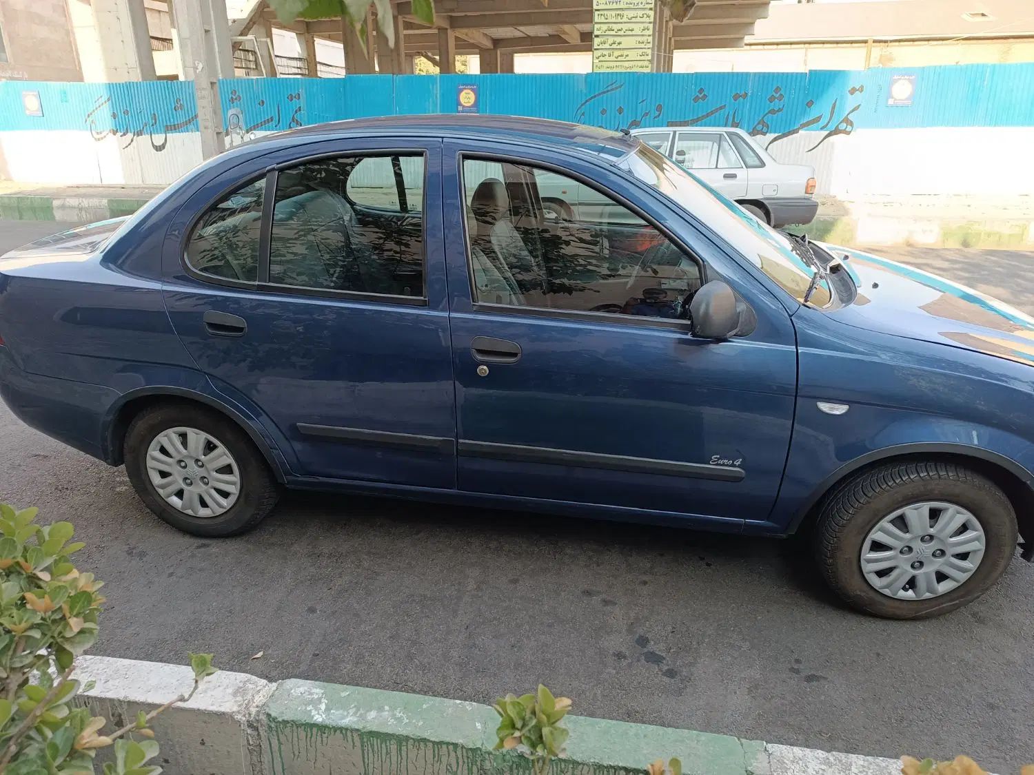 تیبا صندوق دار SX - 1392
