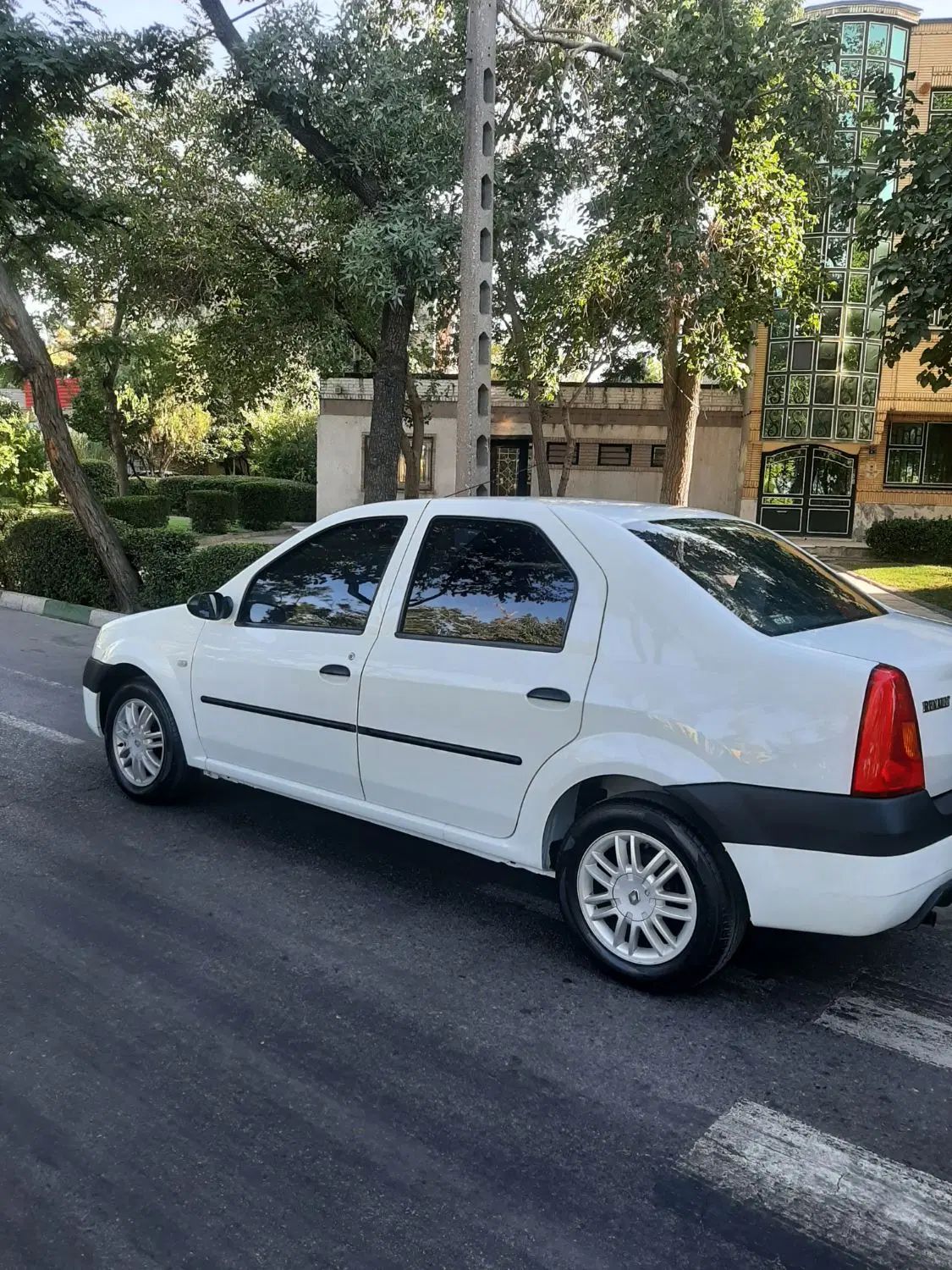 رنو تندر 90 E2 - 1393