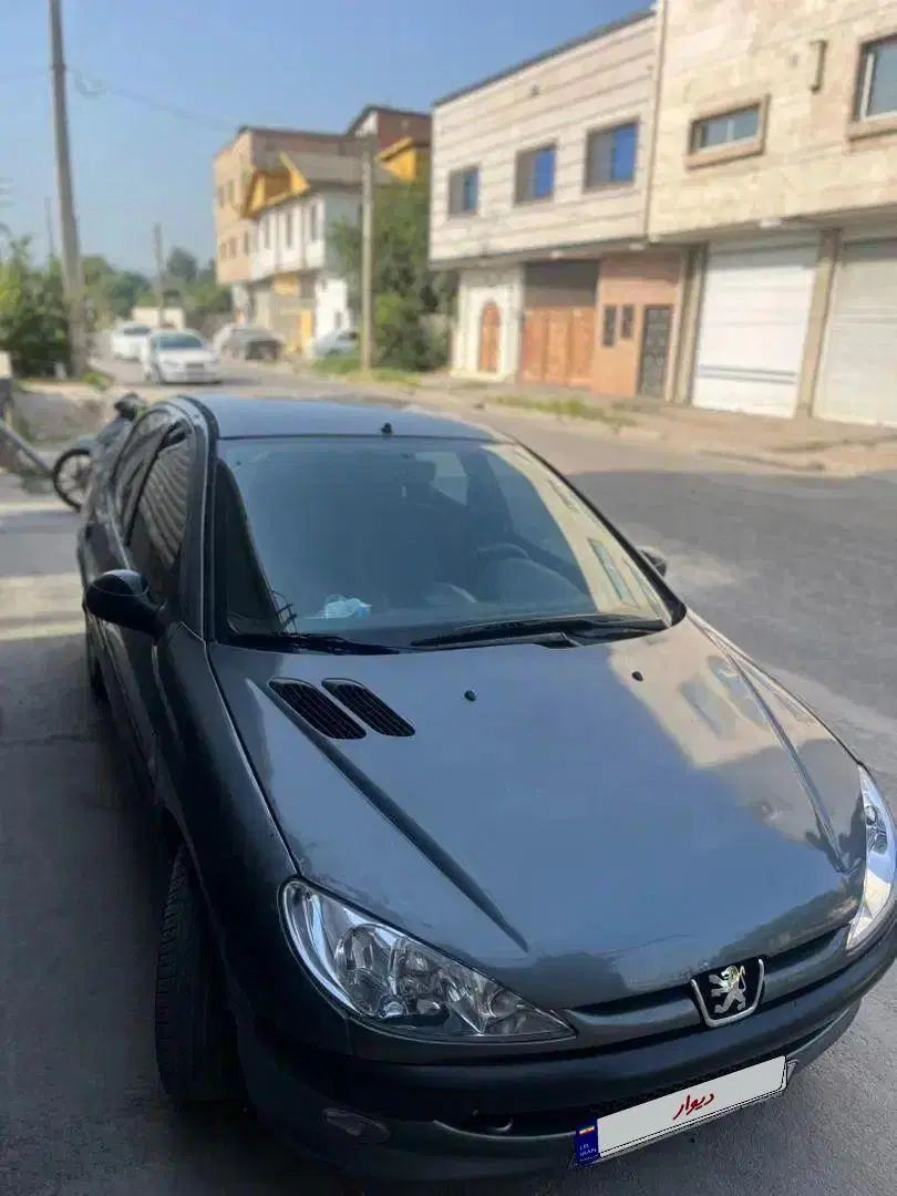 پژو ۲۰۶ صندوق دار v8 - 1393