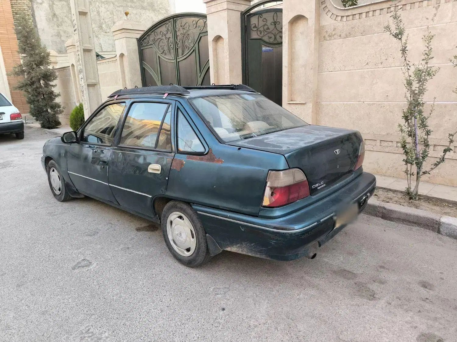 دوو سیلو سدان - 1378