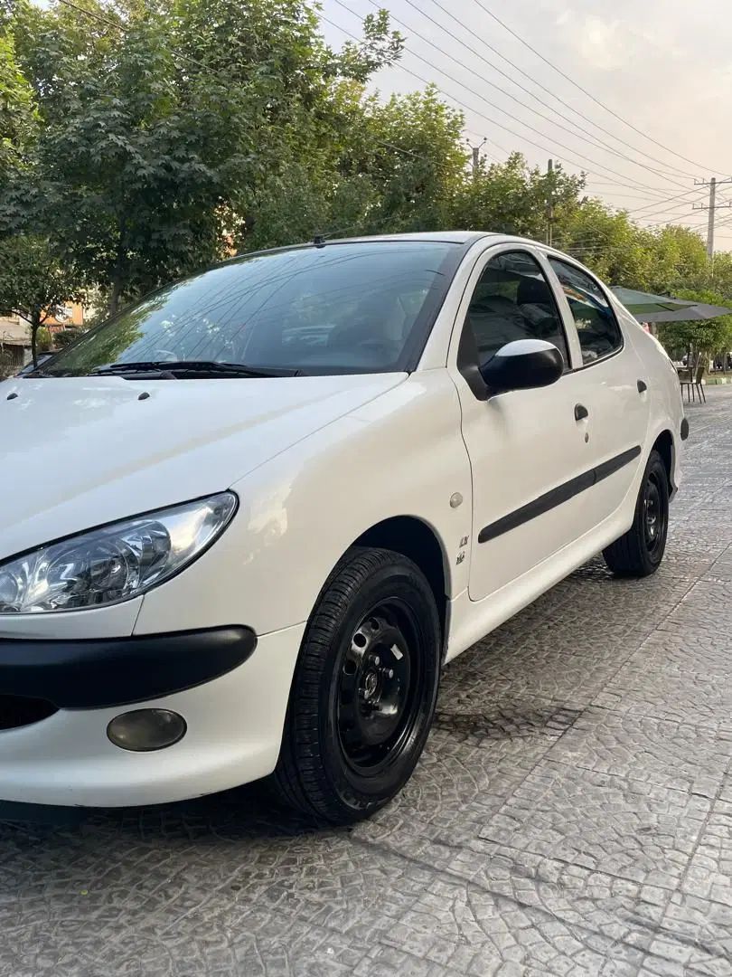 پژو ۲۰۶ صندوق دار v8 - 1395