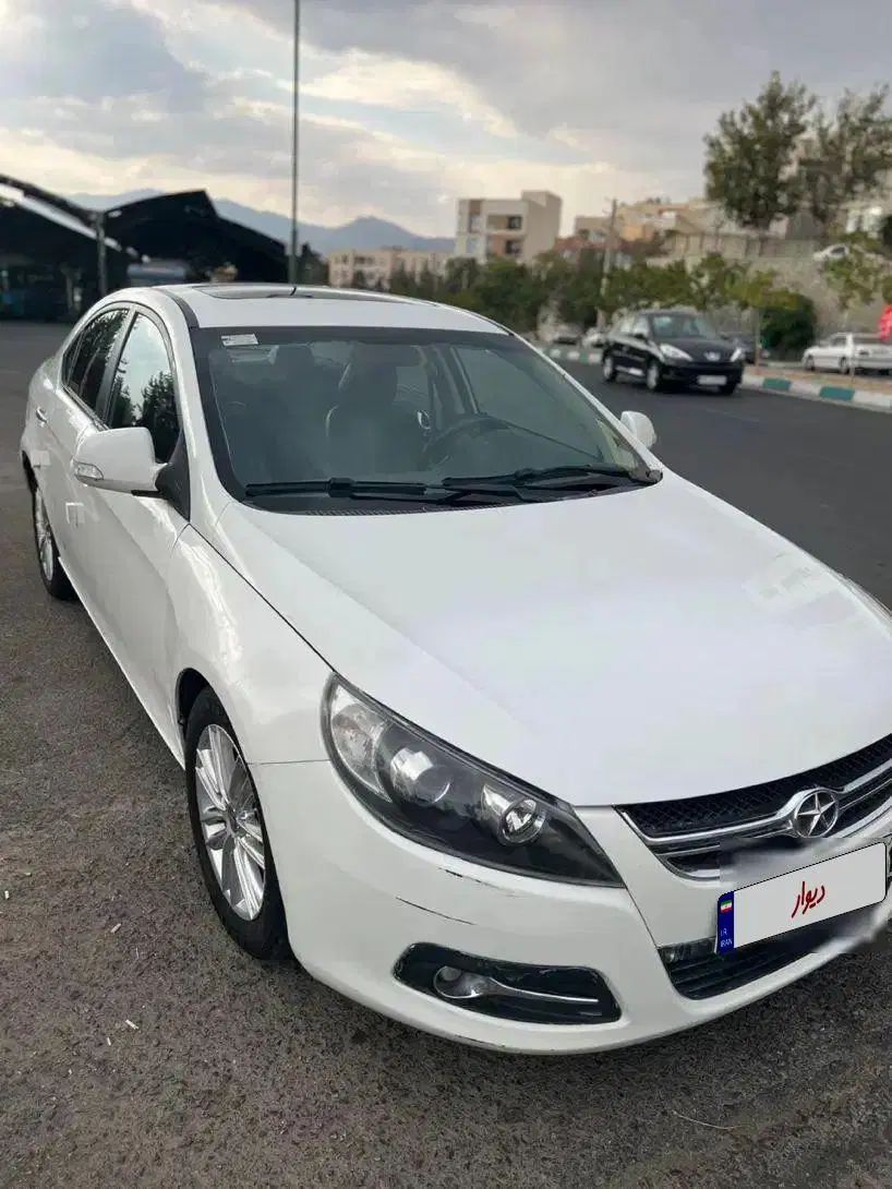 جک J5 اتوماتیک - 1393