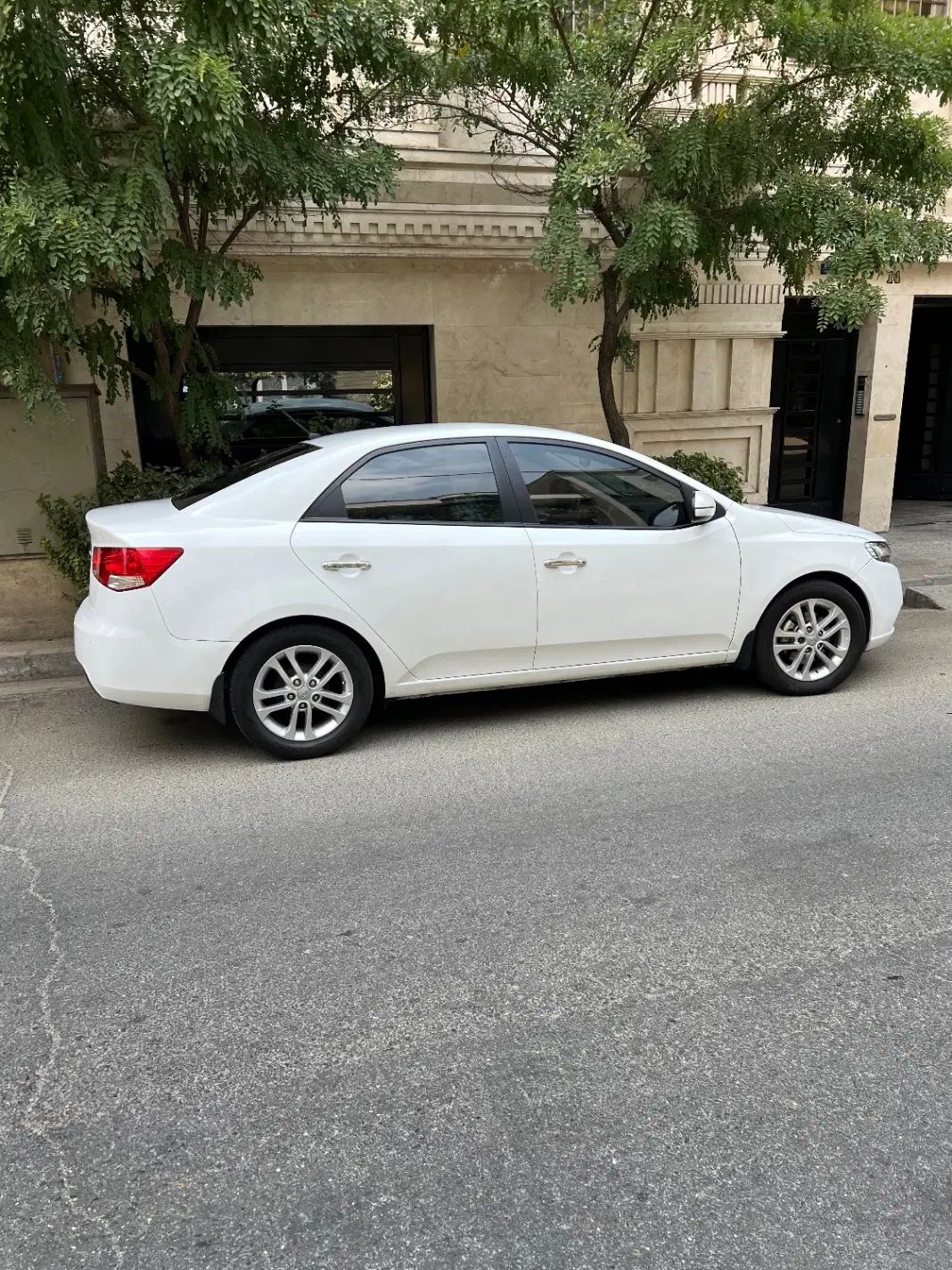 کیا سراتو 2.0 لیتر اتوماتیک GT لاین - 2015