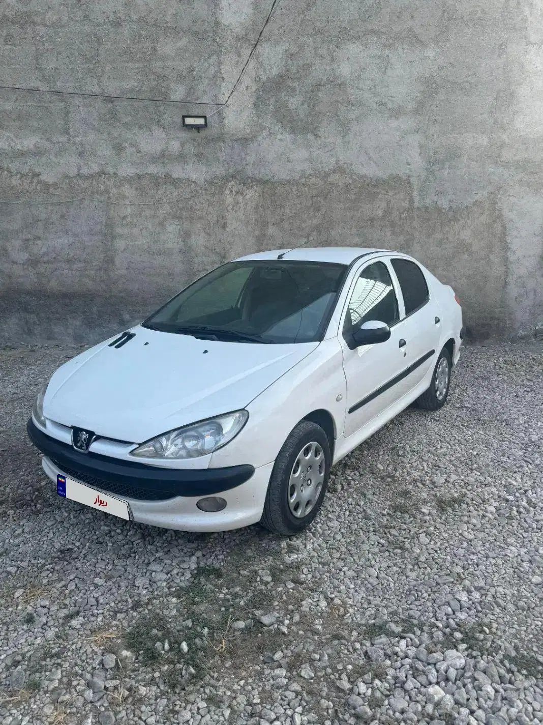 پژو ۲۰۶ صندوق دار v8 - 1386
