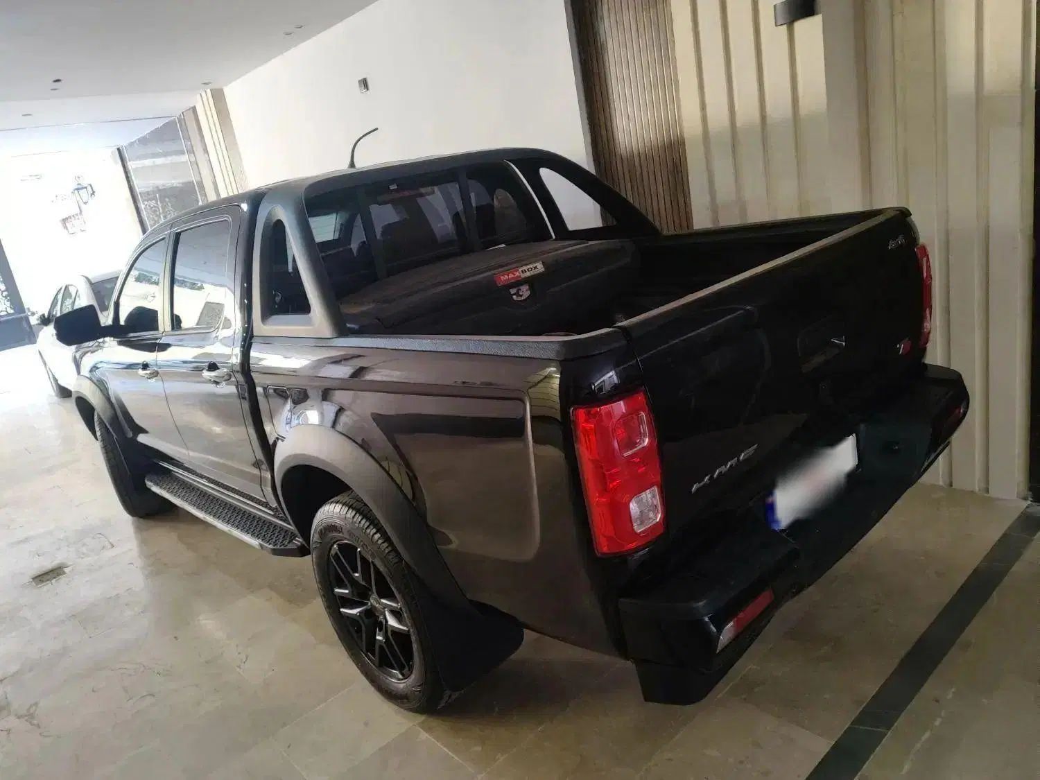 خودرو کی ام سی، T8 آگهی ann_19941246