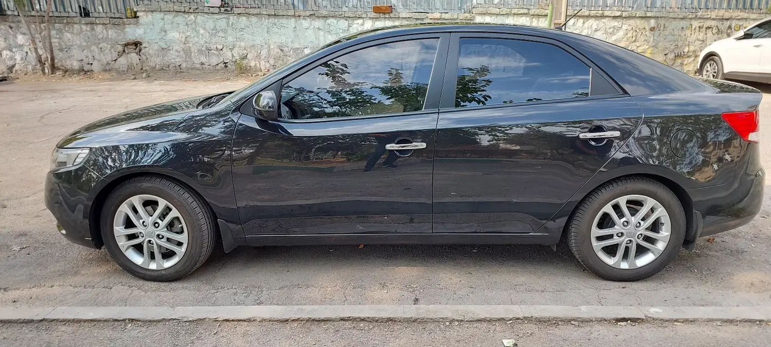 کیا سراتو 2.0 لیتر اتوماتیک GT لاین - 2019