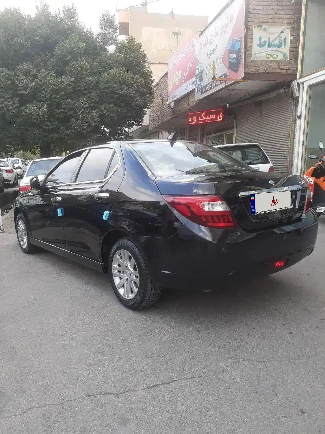 دنا پلاس تیپ ۲ سانروف ۴ ایربگ - 1399